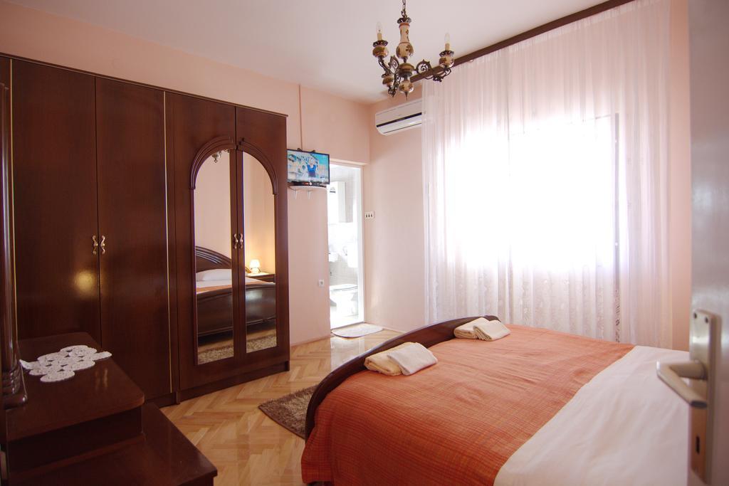 Apartment And Rooms Toka Zadar Exterior foto