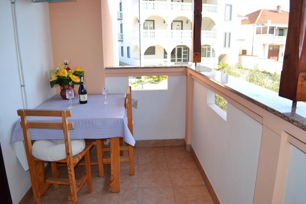 Apartment And Rooms Toka Zadar Quarto foto